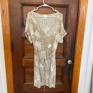 Sophisticated linen/viscose beach dress with palm tree print